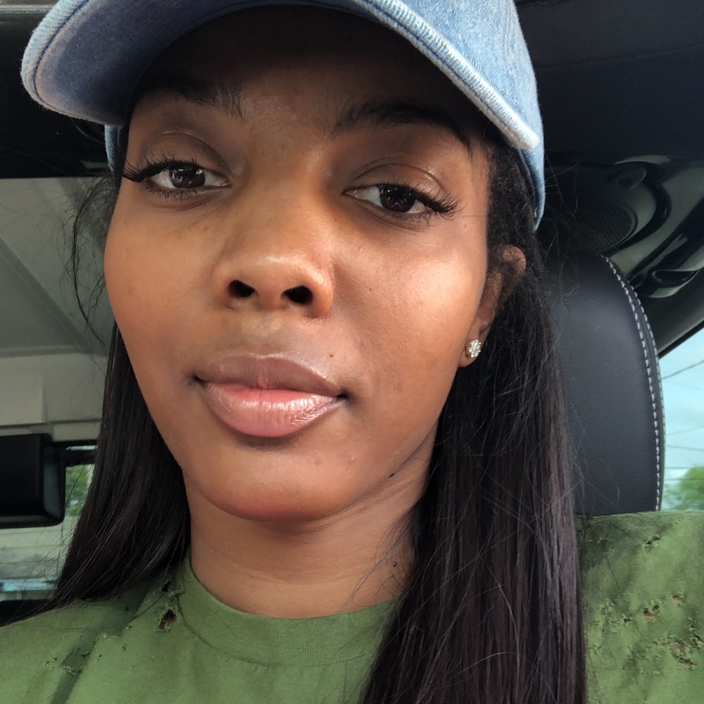 Meet your Posher, Natasha